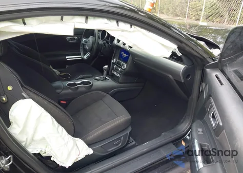 2020 Ford Mustang Ecoboost Fastback z USA, uszkodzony, nr VIN 1FA6P8TH3L5157900